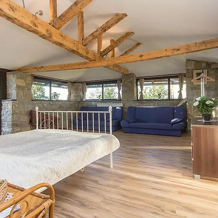 Holiday home Lovely In