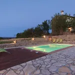 Lovely In Gracisce Ferienhaus Gračišče